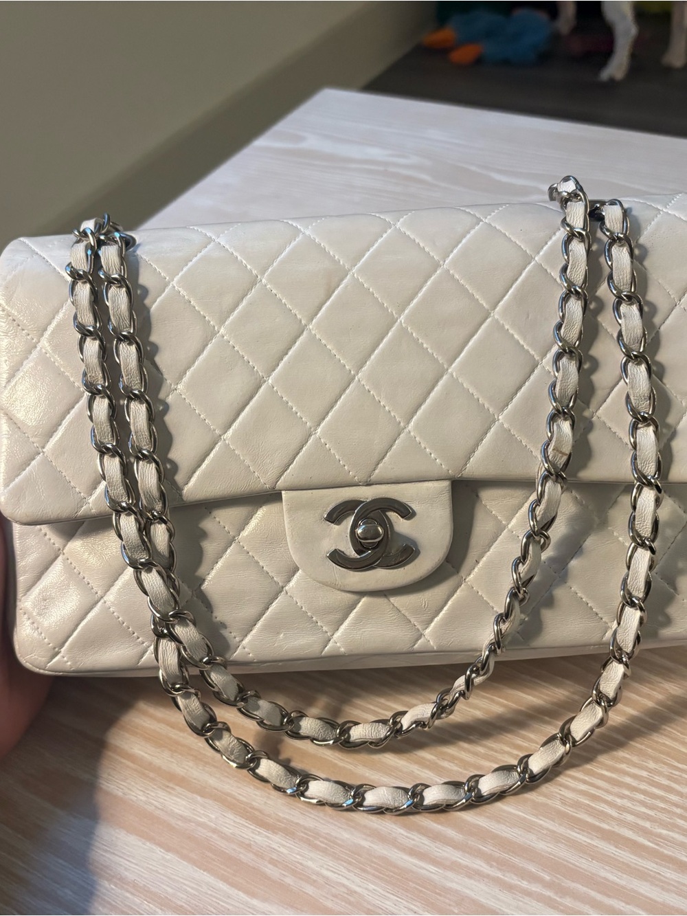 CHANEL White Quilted Lambskin Classic Flap Medium - Picture 8 of 12